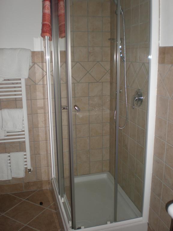 Orchidea Selvatica B&B Levice Cameră foto